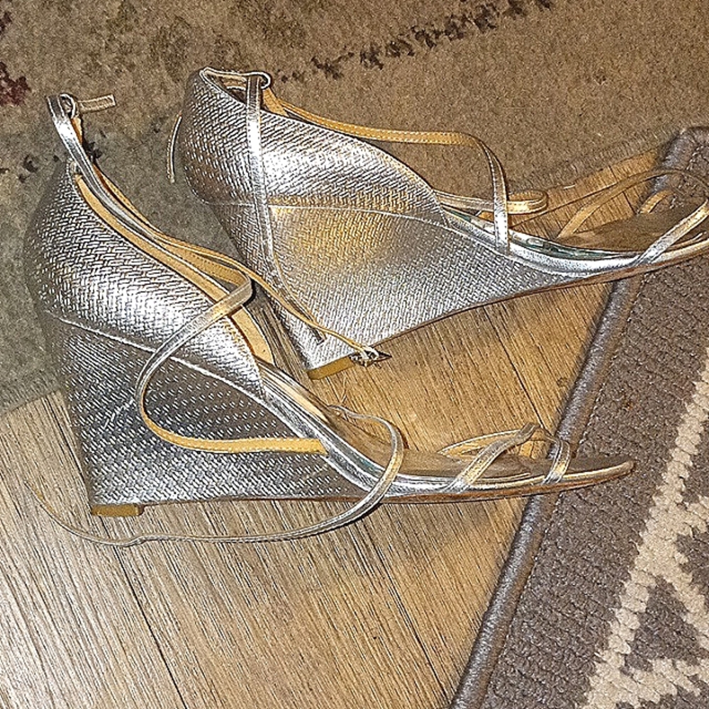 Badgley Mischka shoes